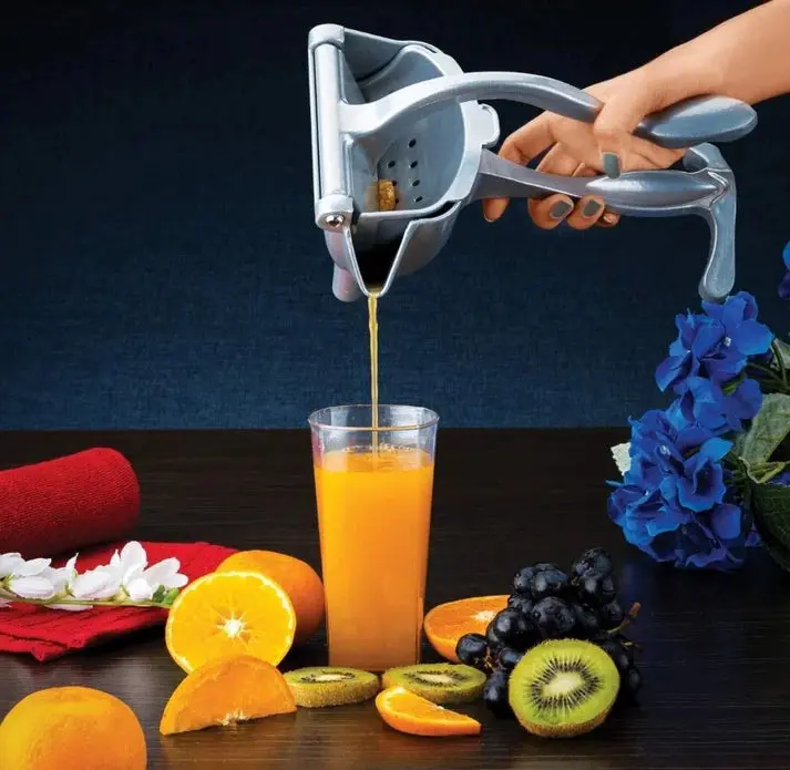 2313A Aluminum Fruit Press – Compact Juicer & Citrus Squeezer 1