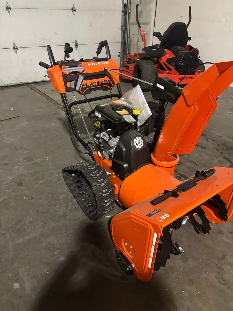 Ariens Platinum Rapidtrak 28-Inch Two-Stage Snow Blower — 369Cc Sho Engine (Scratch & Dent, Full Warranty) 1