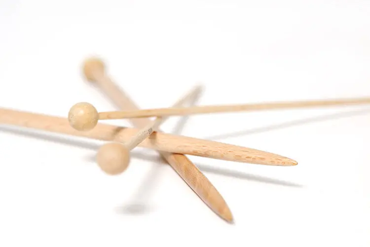 Child-Sized Knitting Needle Set 1