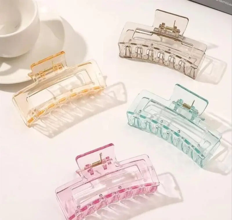 Clear Acrylic Hair Claw Clip For Women And Girls – Lightweight 1-Piece Design 1