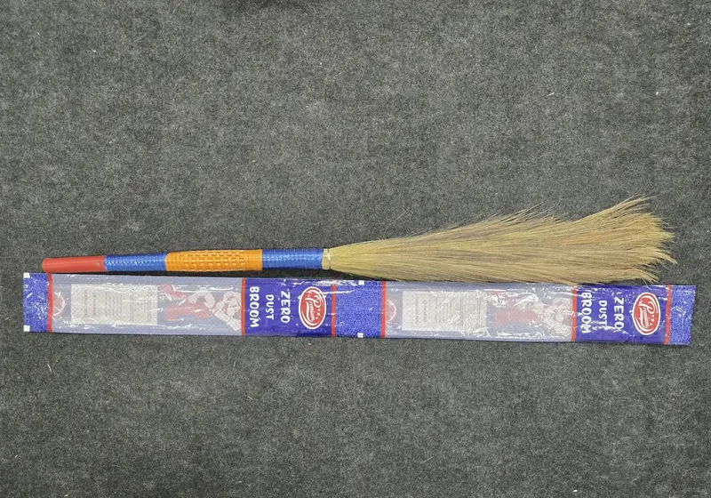 Double-Tone Zero-Dust Makai Broom – Premium Sweep Cleaner 1