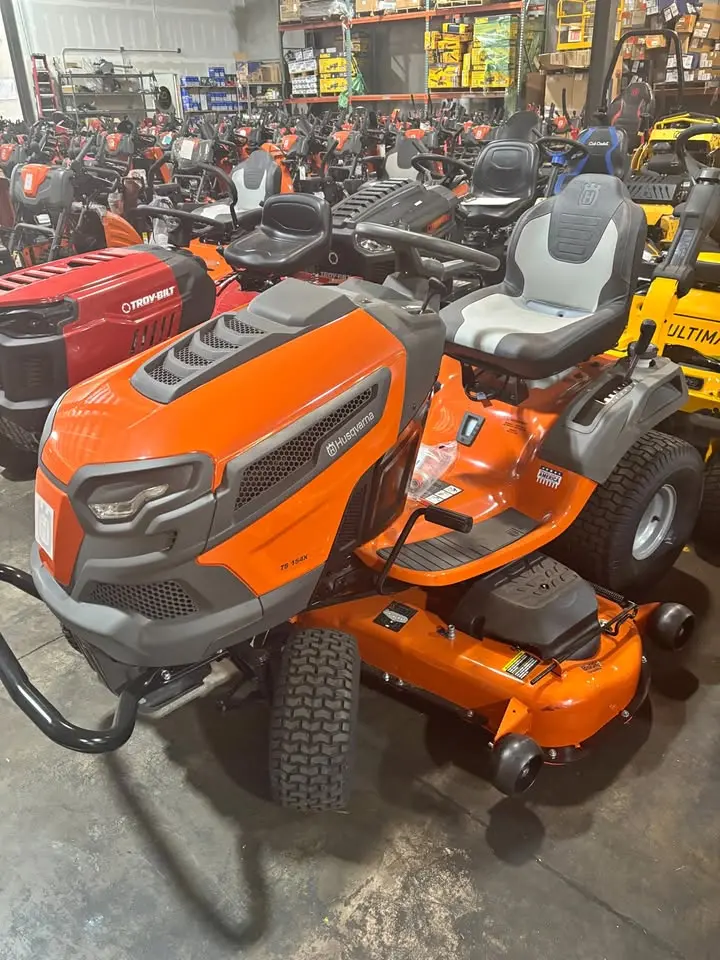 Husqvarna Ts 154X 54-Inch 24Hp Briggs & Stratton Lawn Tractor – Scratch & Dent With Full Warranty 1