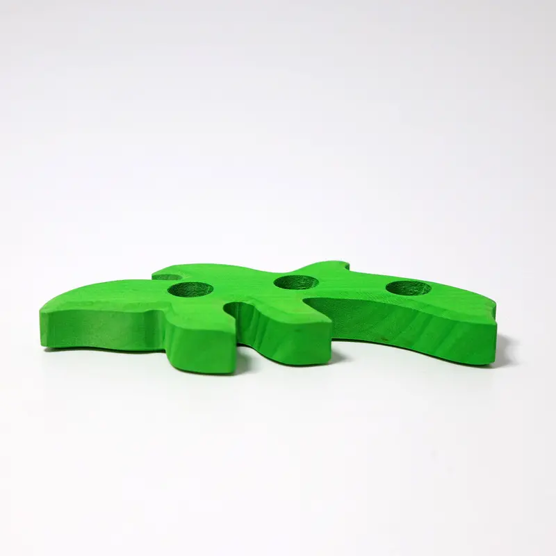 Leaf-Patterned Candle Holder In Dark Green 1