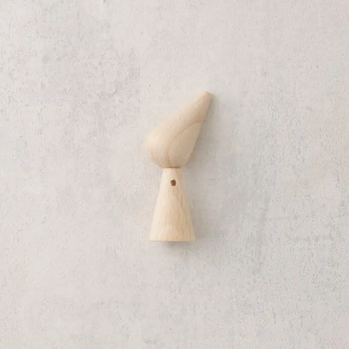 Wooden Peg Doll With Pointed Hat 1